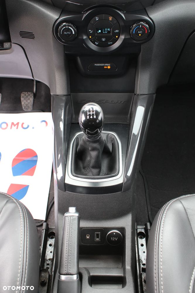 Ford EcoSport 1.0 EcoBoost TITANIUM - 33