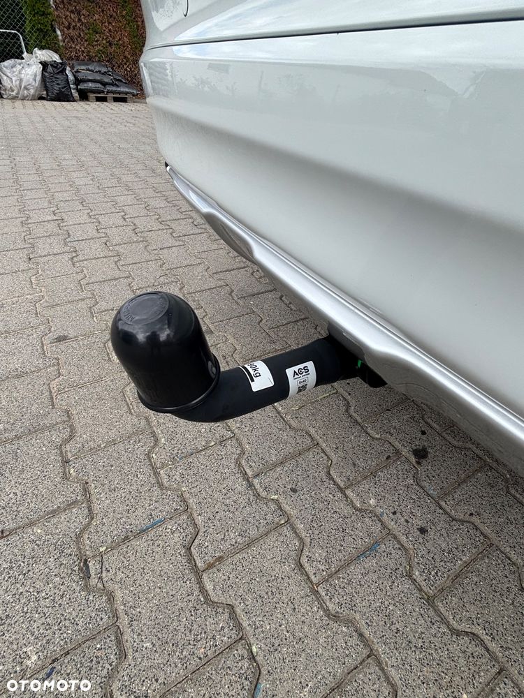 Volvo XC 60 D4 AWD Momentum - 11