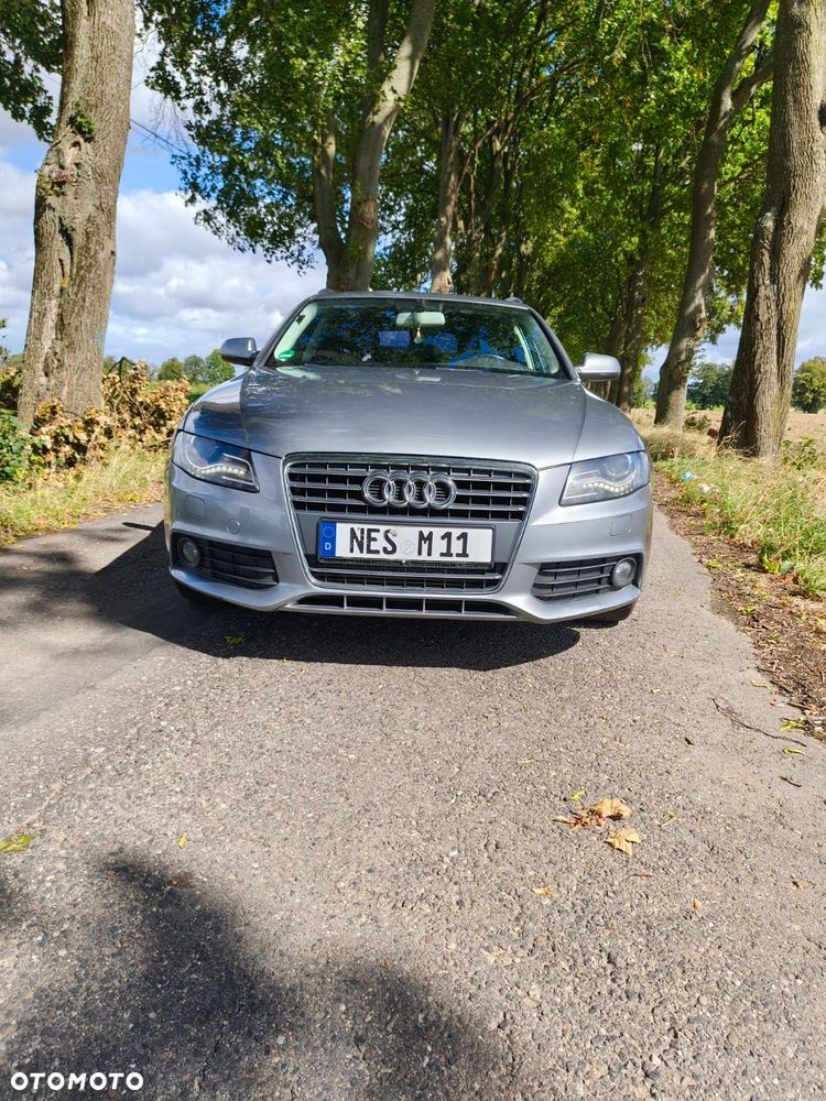 Audi A4 Avant 2.0 TFSI - 1