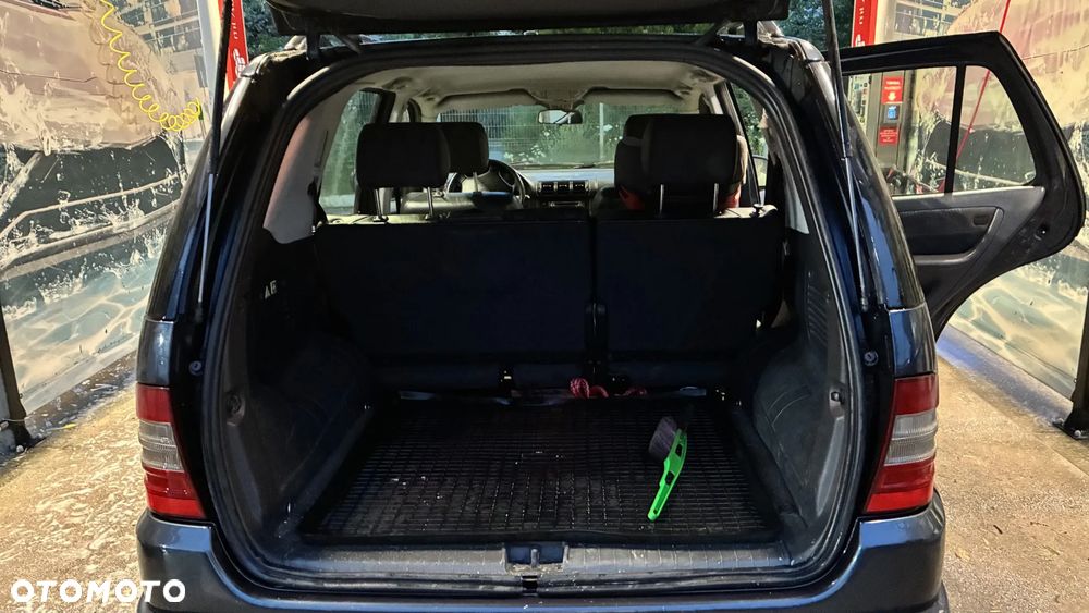 Mercedes-Benz ML - 6