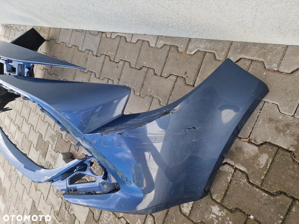 Zderzak Toyota Corolla XII E21 E210 - bez dziur - 7