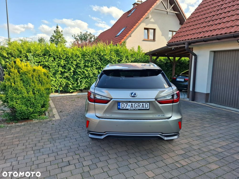 Lexus RX - 7