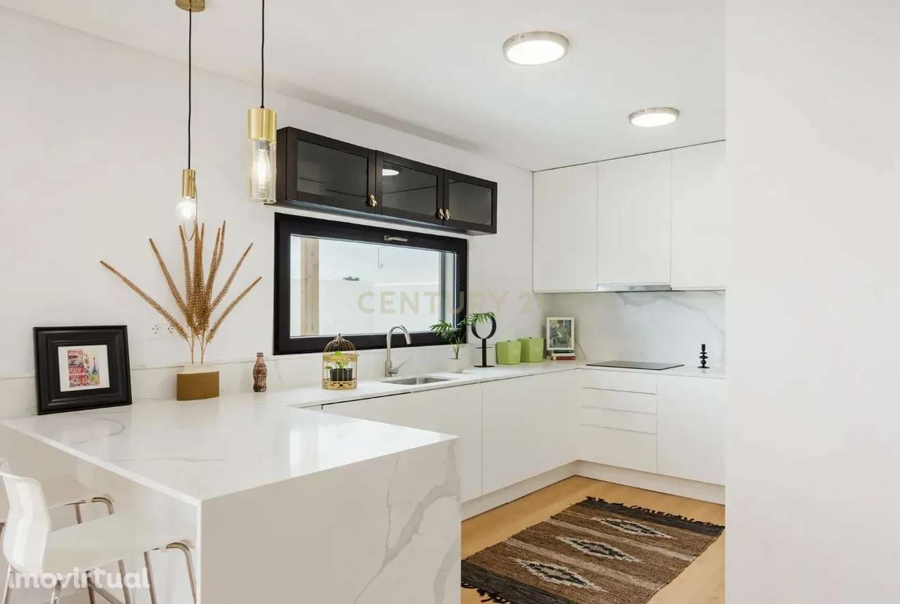 Moradia T3 -  Excelente oportunidade de investimento, perto do centro - Grande imagem: 3/27