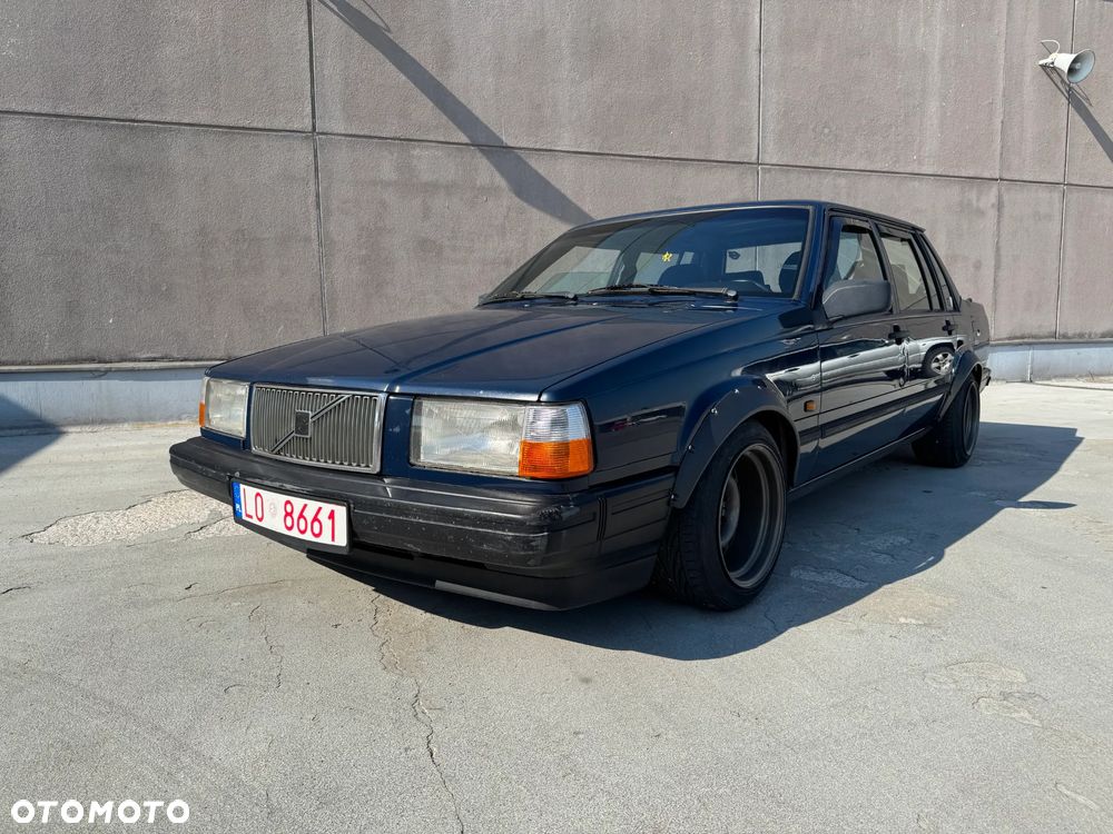 Volvo Seria 700 - 3