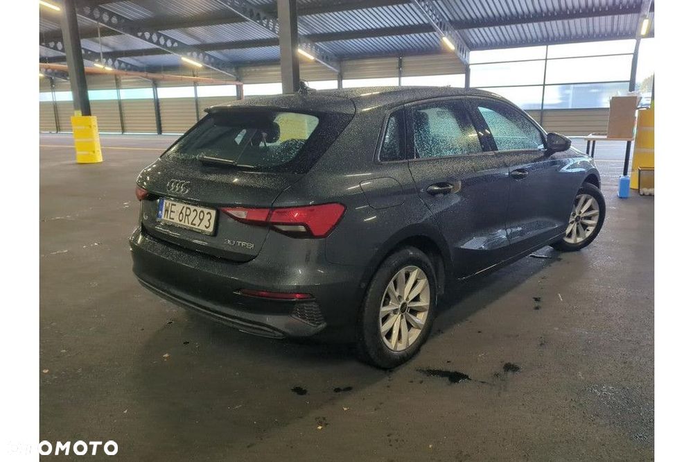 Audi A3 Sportback - 5