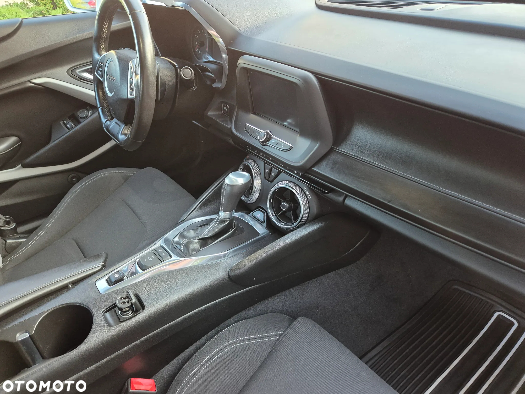 Chevrolet Camaro - 16