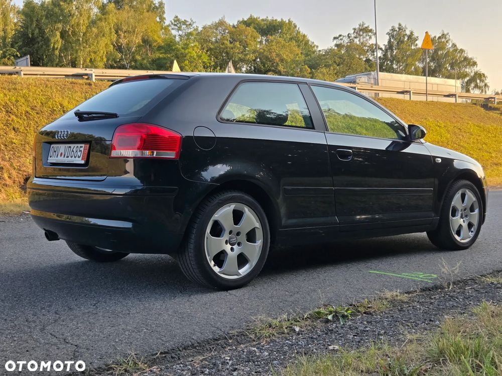 Audi A3 3-drzwiowe 1.6 Attraction - 6
