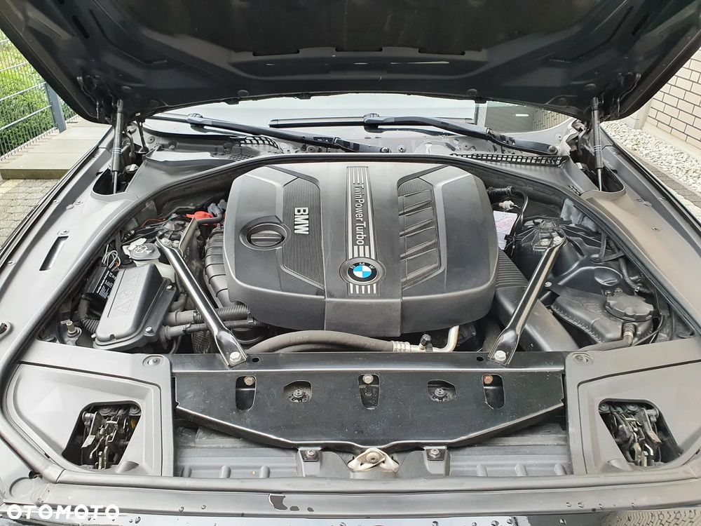 BMW Seria 5 520d Blue Performance - 18