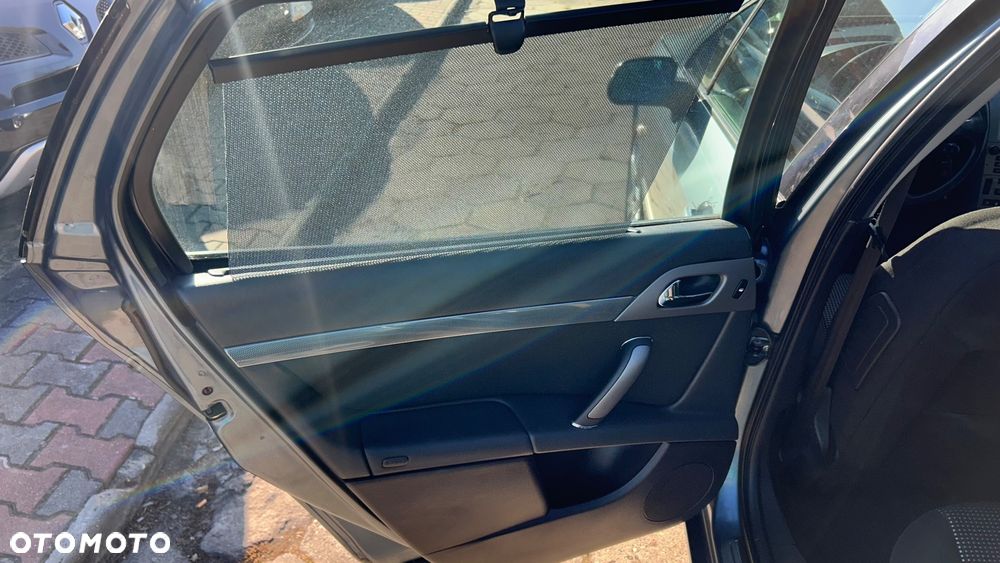 Peugeot 407 - 18