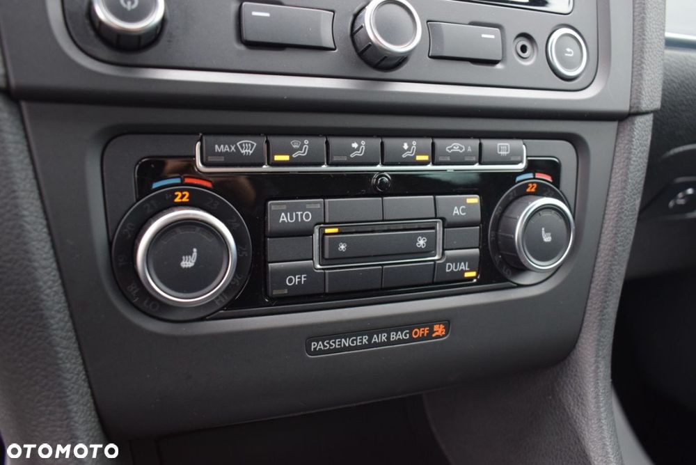 Volkswagen Golf - 29