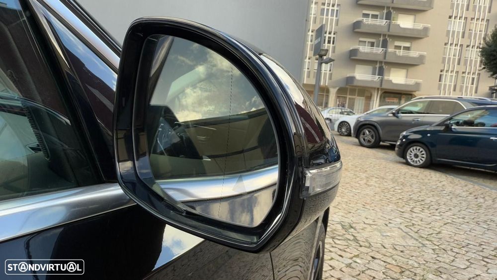 Mercedes-Benz E 300 e Avantgarde - 11