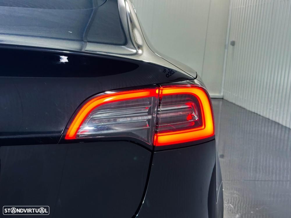 Tesla Model 3 Standard Range Plus RWD - 55