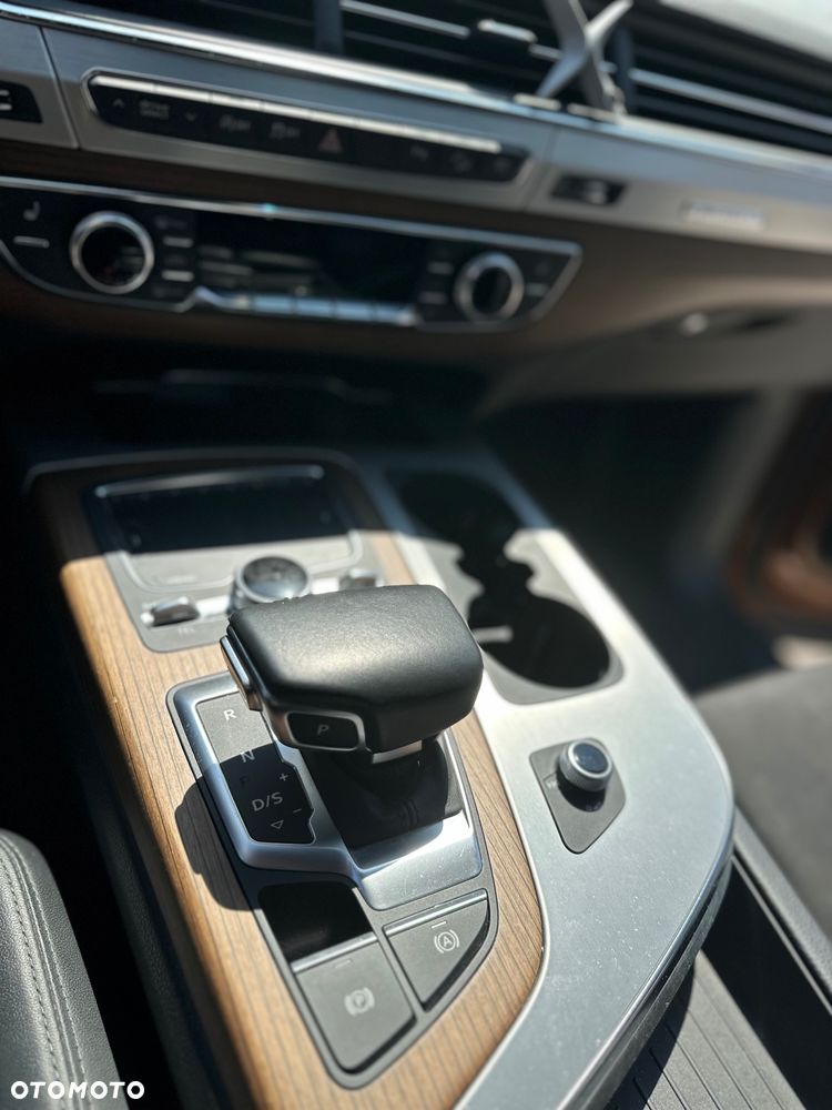 Audi Q7 45 TDI Quattro Tiptronic - 17