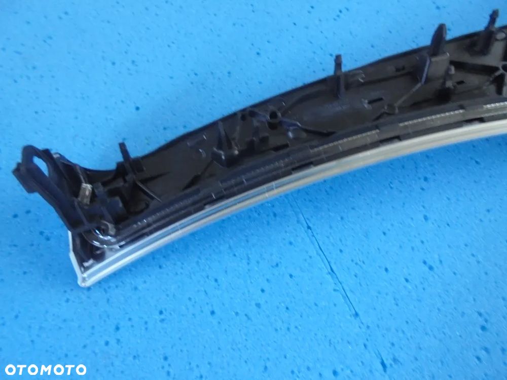 MERCEDES E KLASA W213 DREWNO KONSOLI DEKOR LISTWA - 6