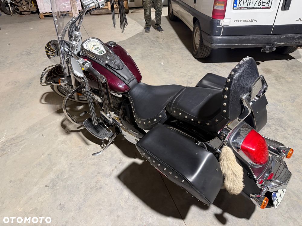 Suzuki Boulevard - 4