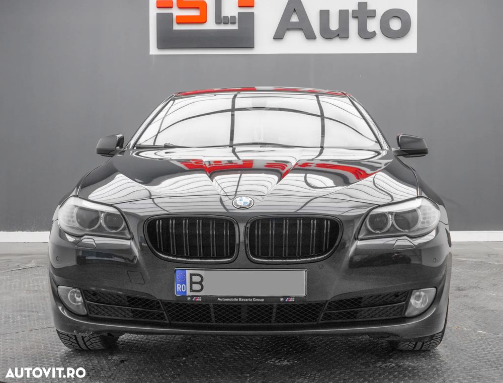 BMW Seria 5 520d xDrive - 3