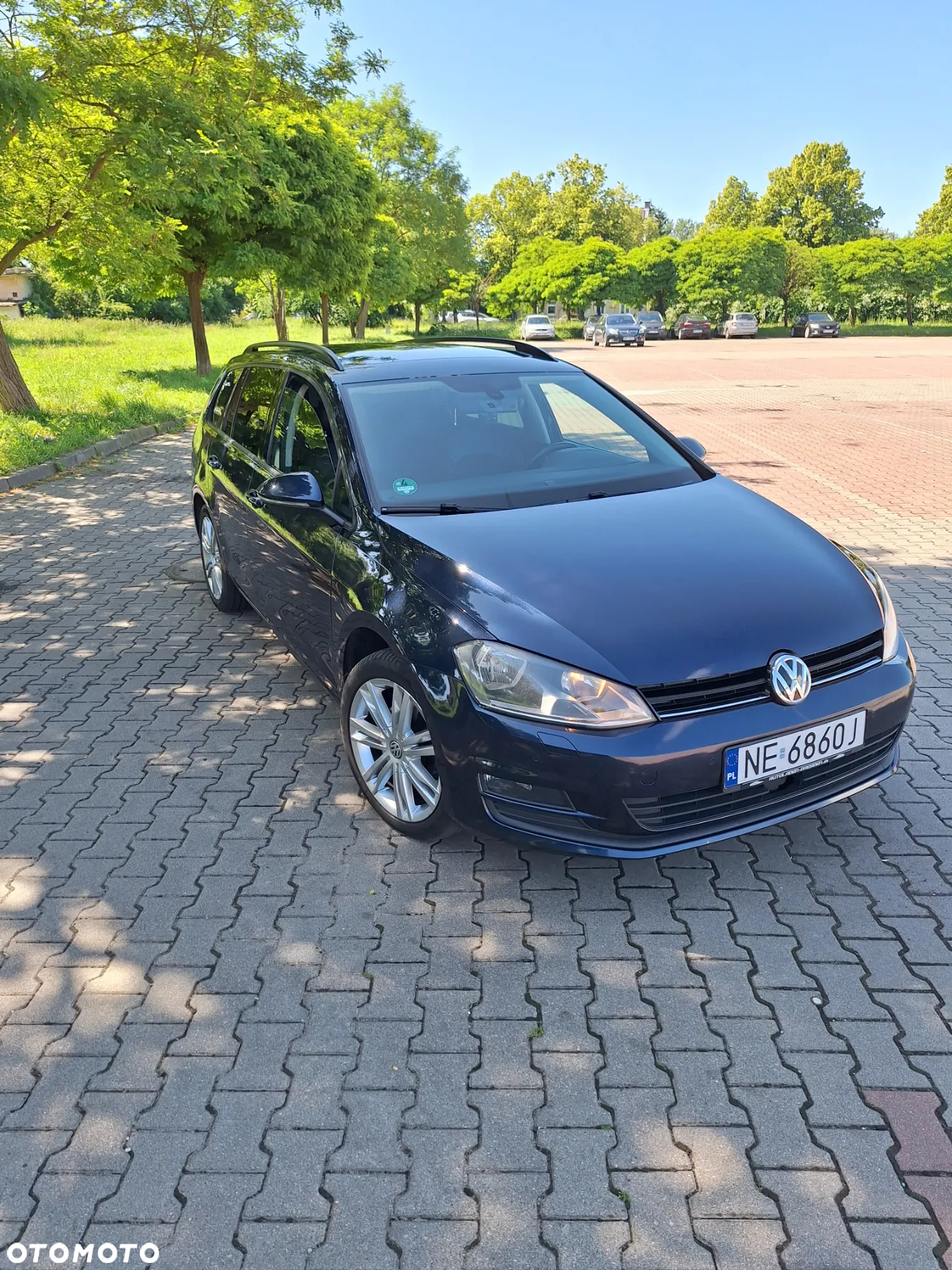 Volkswagen Golf - 2