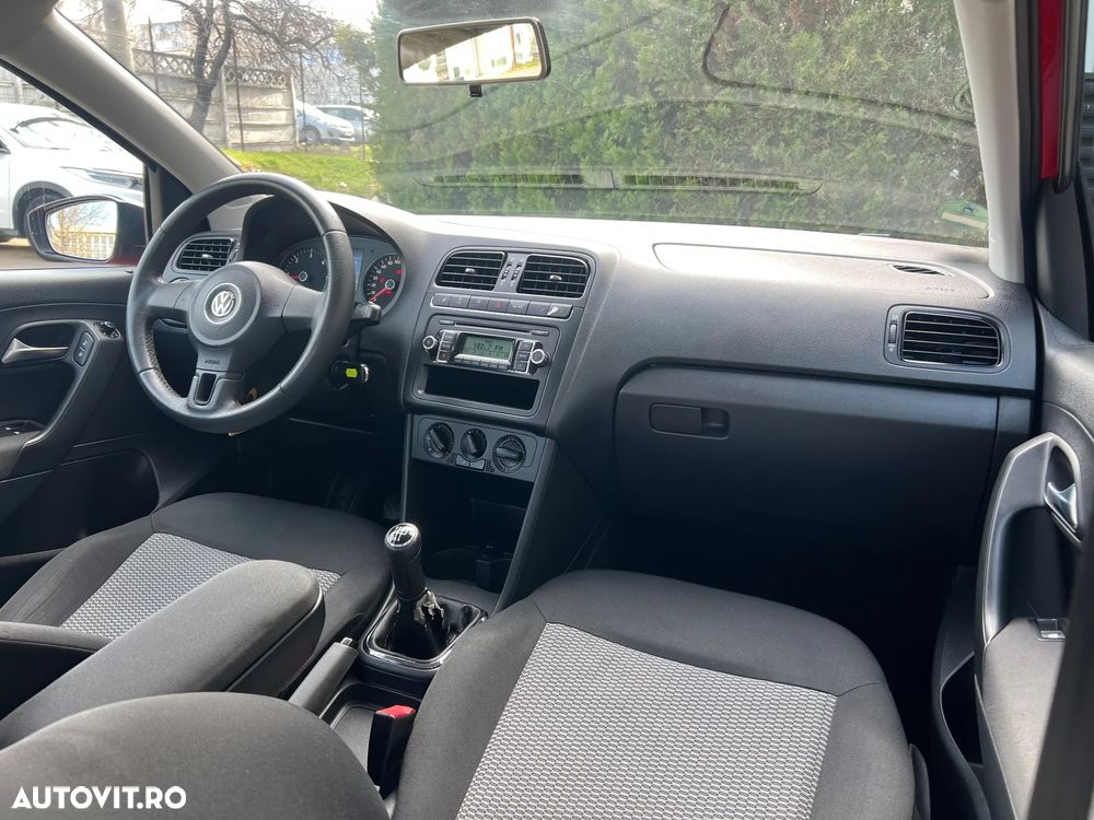 Volkswagen Polo 1.6 TDI DPF Trendline BlueMotion Technology - 8