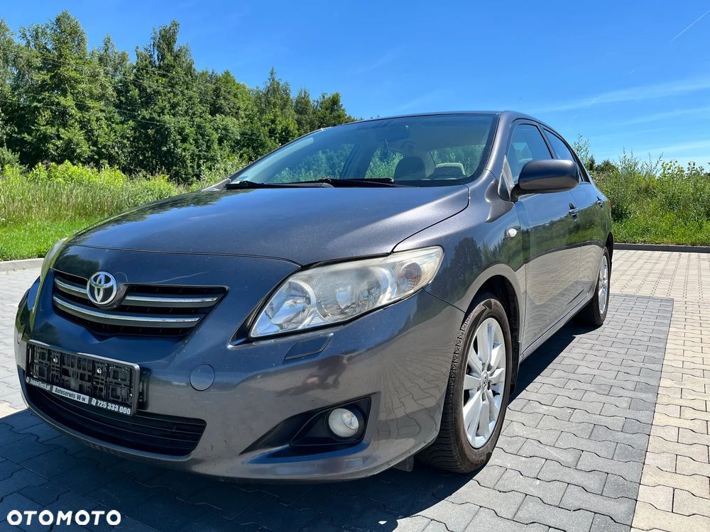 Toyota Corolla 1.6 VVT-i Luna - 1
