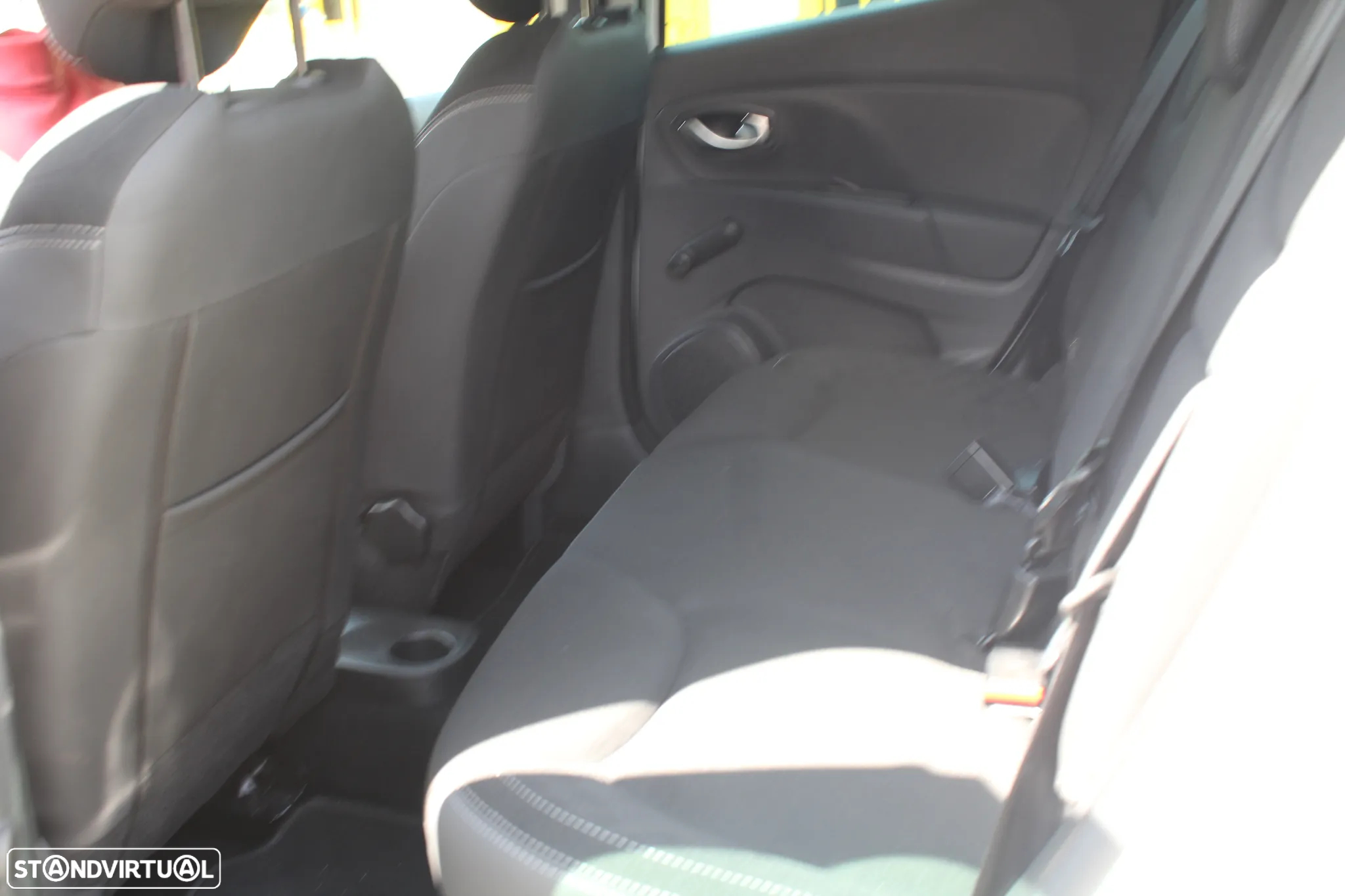 Renault Clio 0.9 TCe Limited - 11