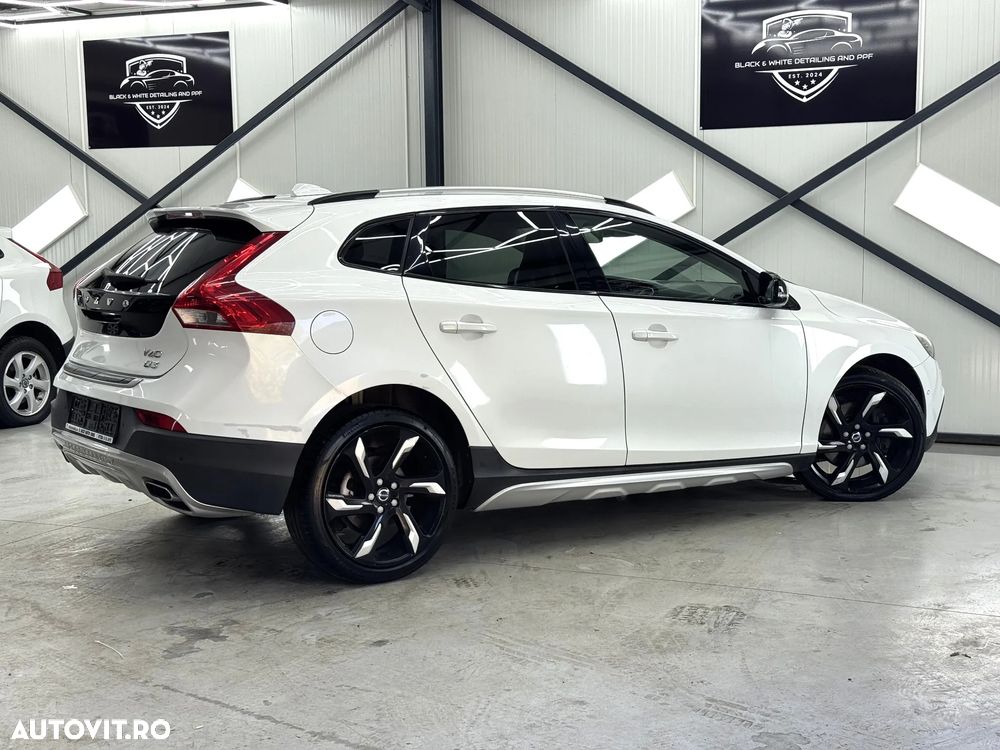 Volvo V40 D3 Ocean Race - 7