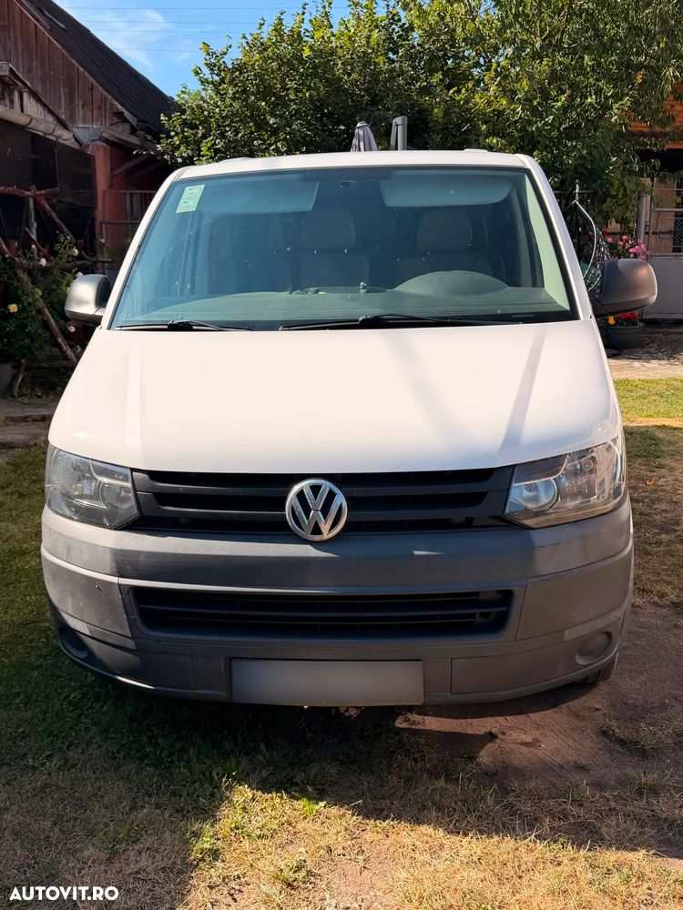 Volkswagen Transporter - 1