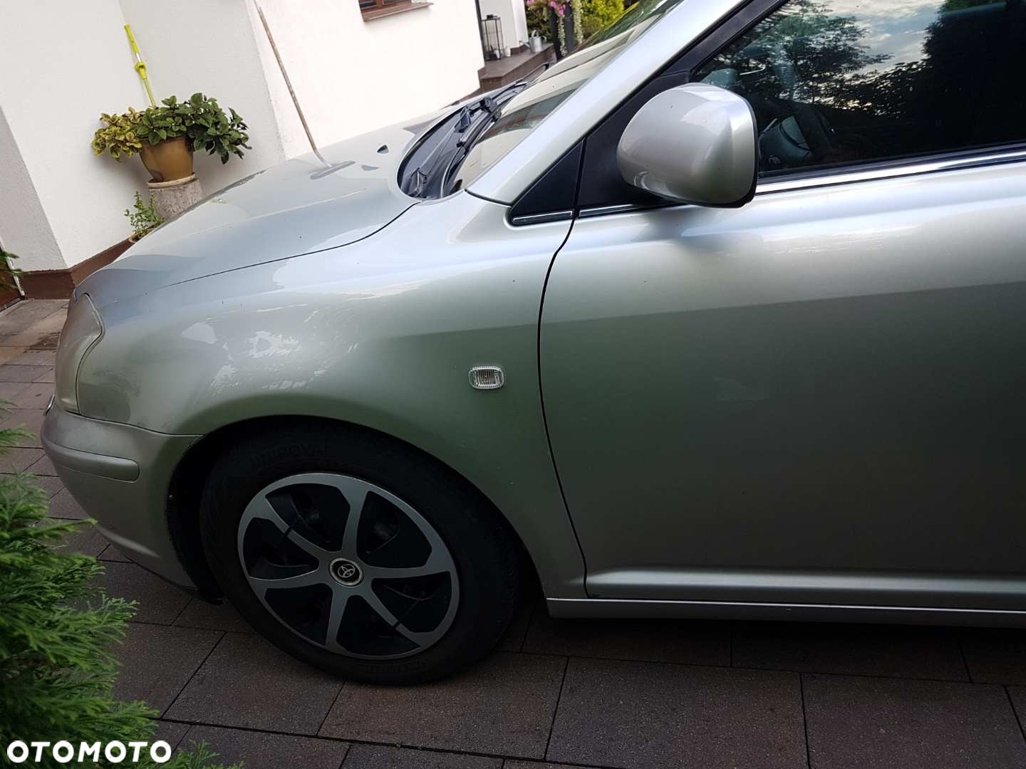 Toyota Avensis 1.8 VVT-i Sol - 5