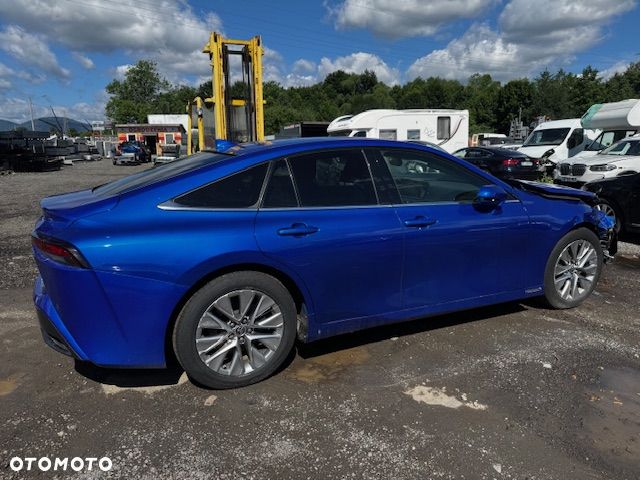 Toyota Mirai - 8