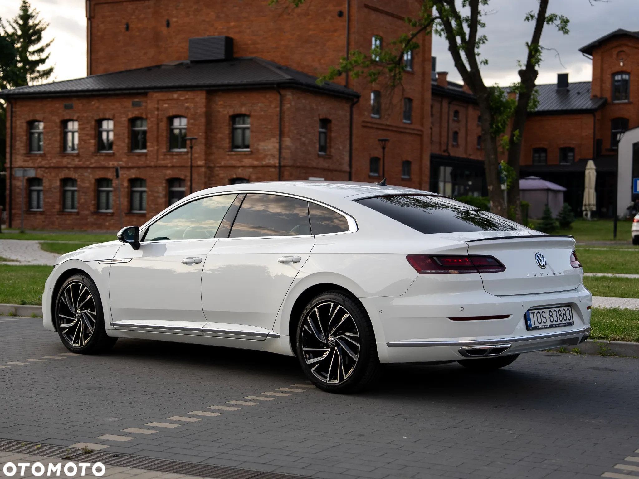 Volkswagen Arteon 2.0 TDI SCR R-Line DSG - 21