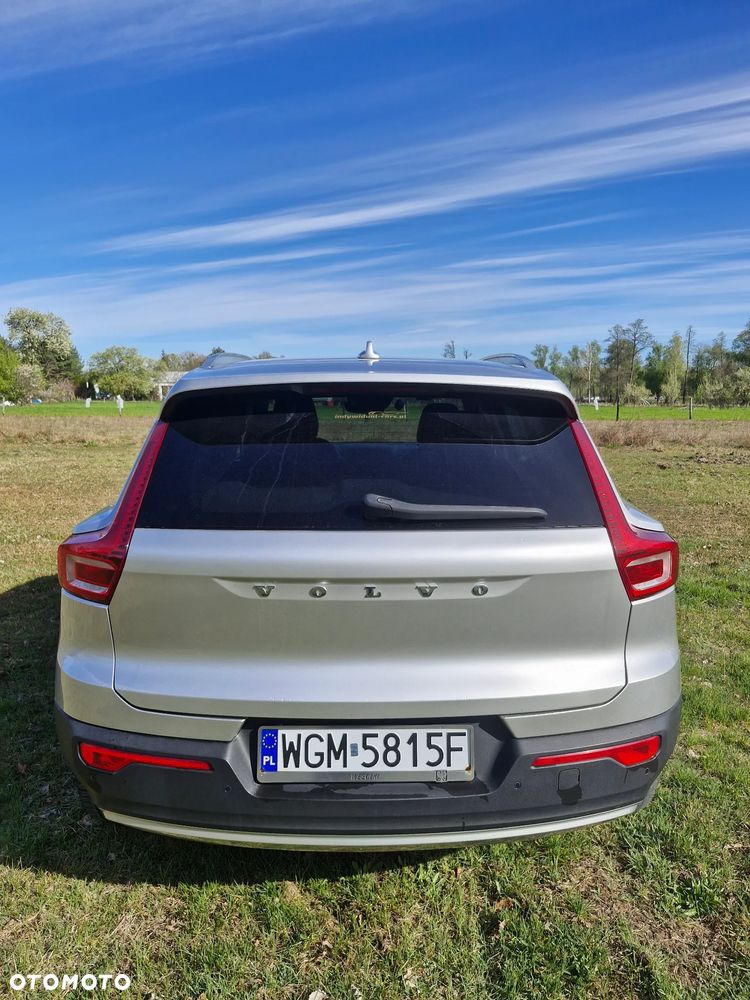 Volvo XC 40 D4 AWD Geartronic Momentum Pro - 6