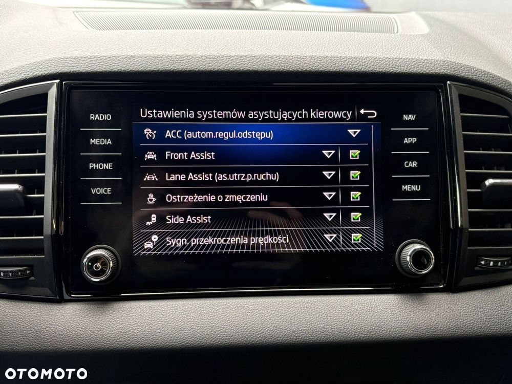 Skoda Karoq 2.0 TSI 4x4 Sportline DSG - 25