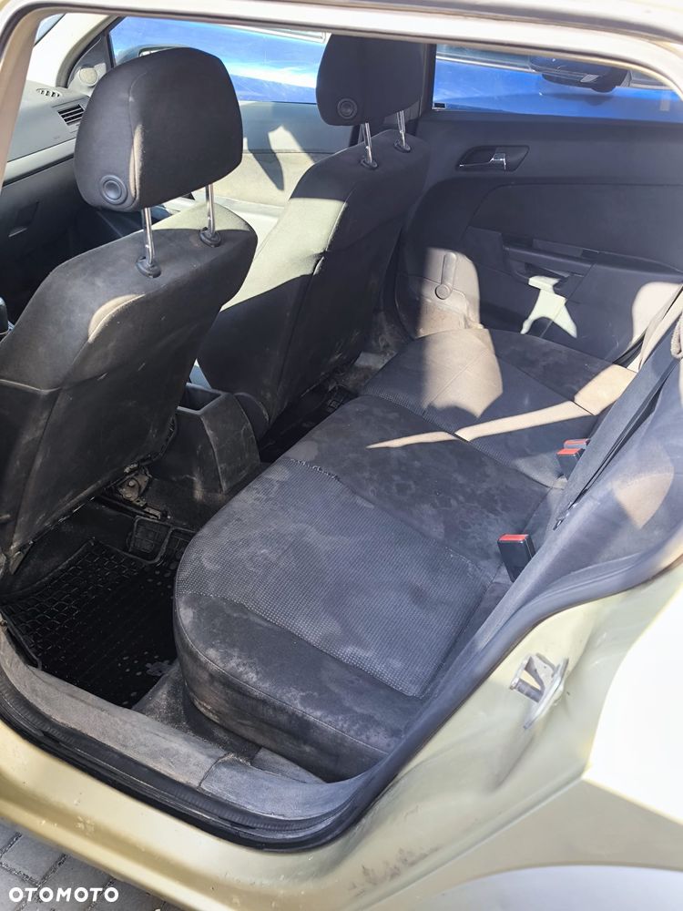 Opel Astra 1.7 CDTI - 8