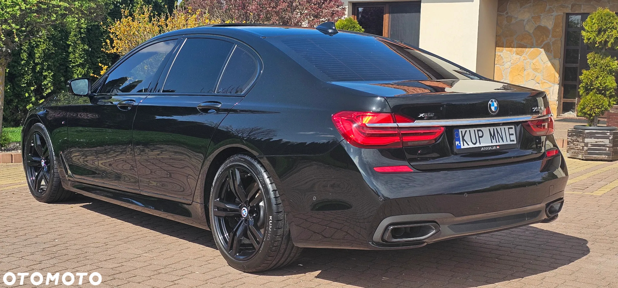 BMW Seria 7 750i xDrive - 16