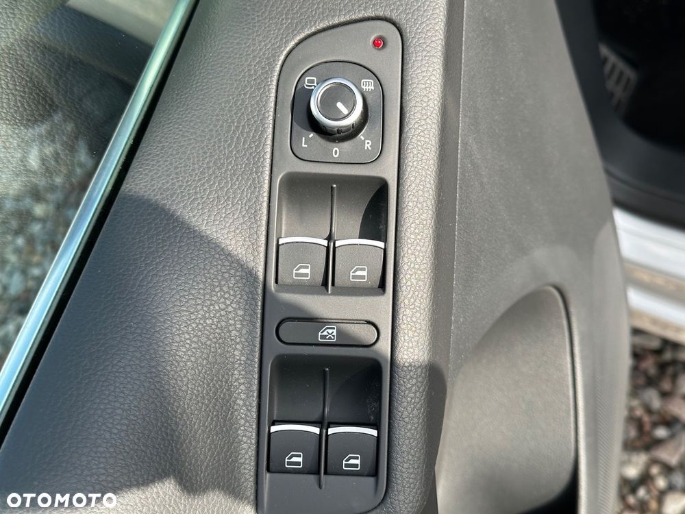 Volkswagen Tiguan - 26