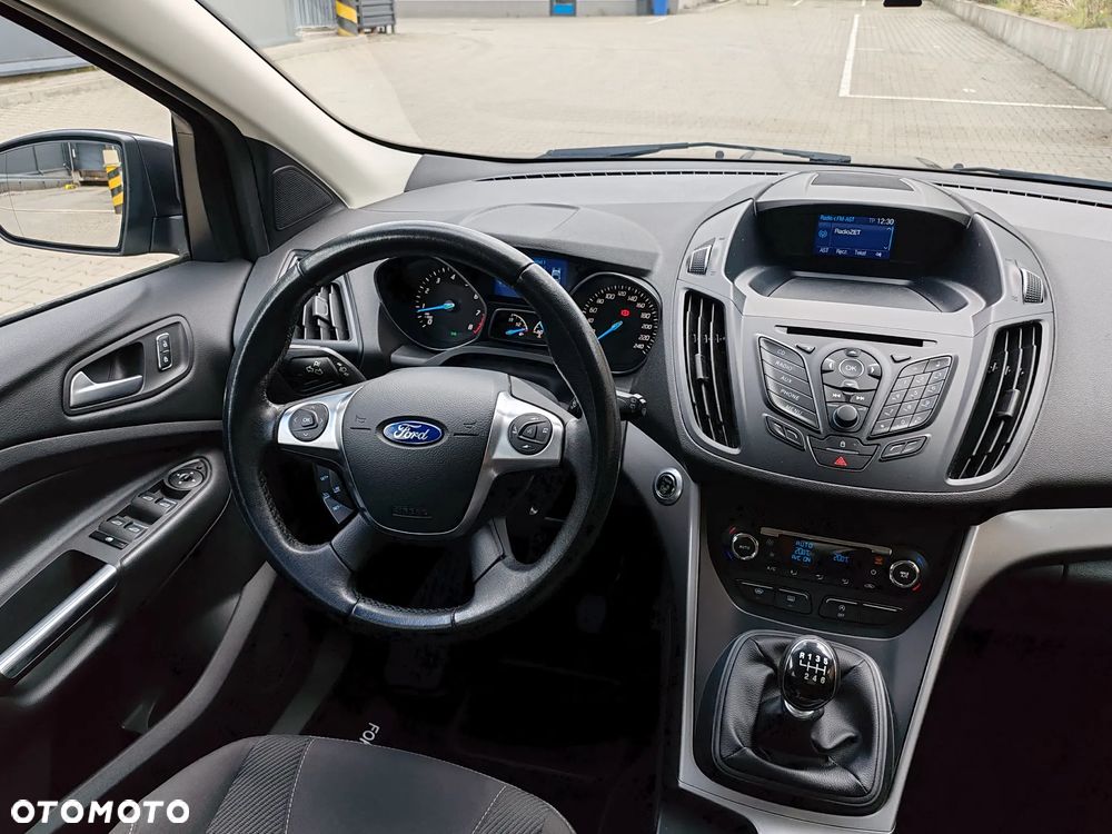 Ford Kuga 1.5 EcoBoost 2x4 Business Edition - 15