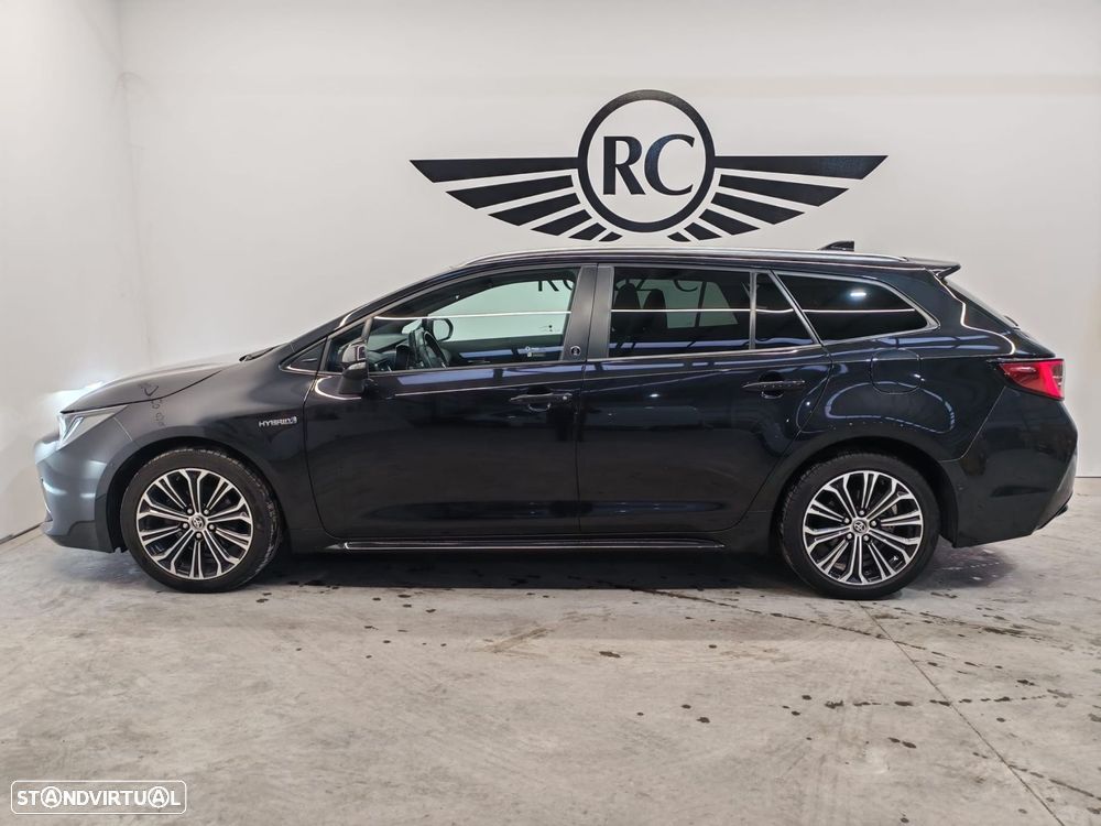 Toyota Corolla Touring Sports - 3