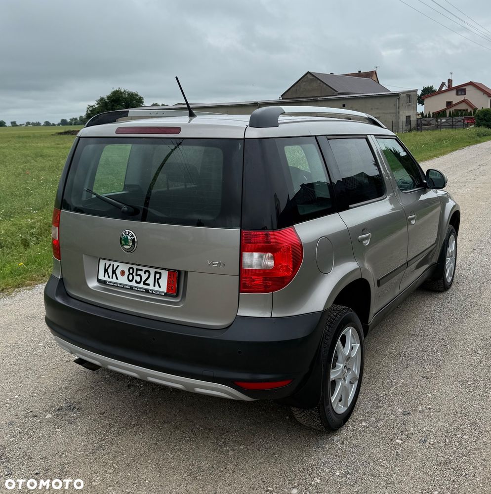 Skoda Yeti 2.0 TDI Joy - 8