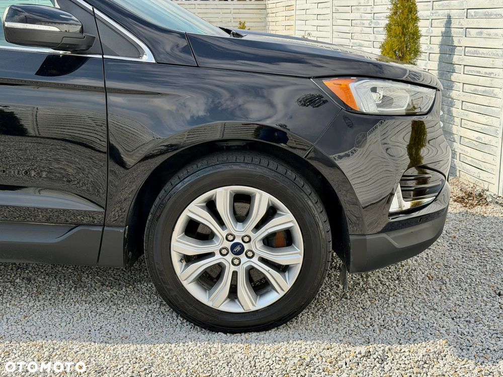 Ford Edge - 32