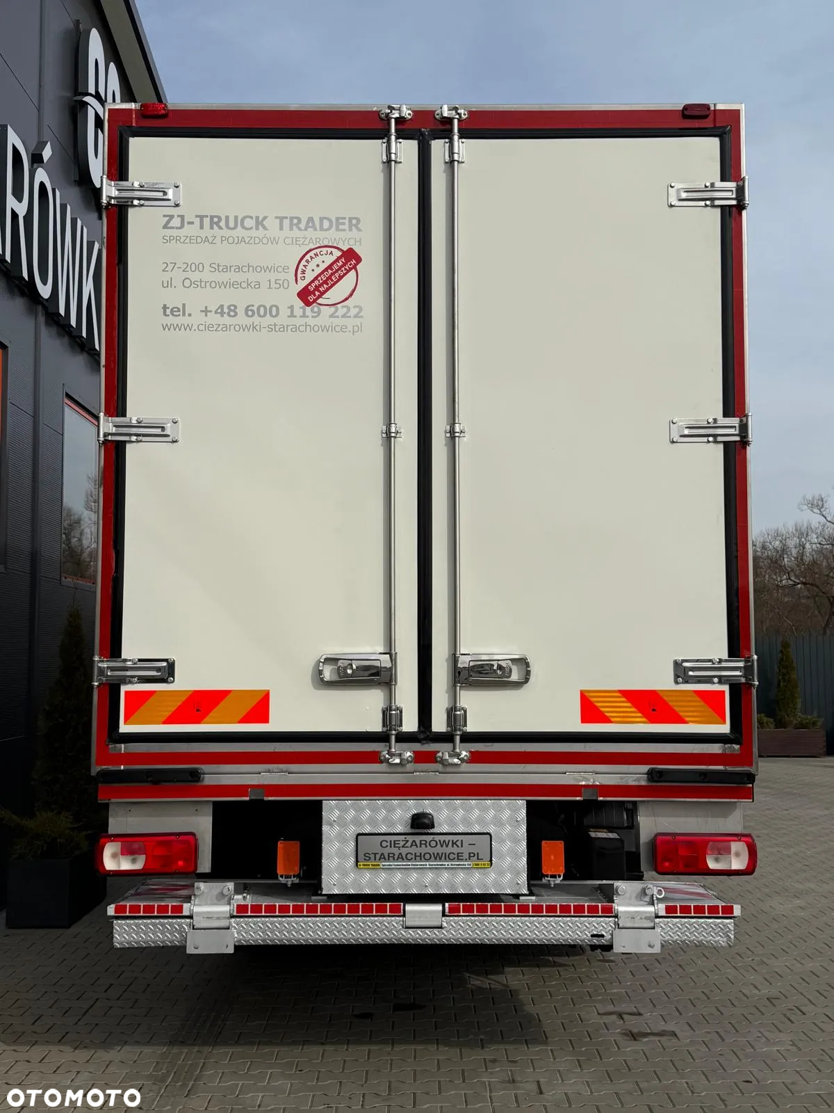 DAF DAF CF XF 75.360 // 6x2 // E5 // chłodnia 21 Epal // sypialka // klima // winda pod spód - 9