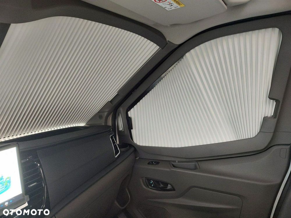 Sunlight Cliff 4x4 590 Ford z Napędem AWD 4x4 - 22