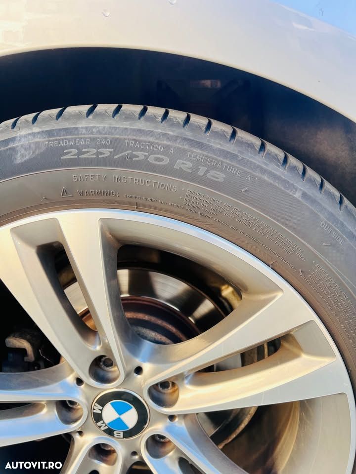 BMW Seria 3 320d DPF Aut. M Sport Edition - 11