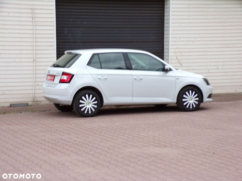 Skoda Fabia - 4