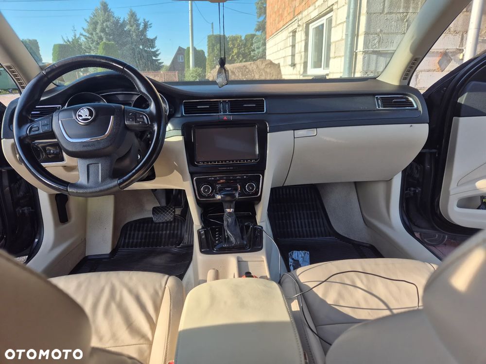 Skoda Superb - 14