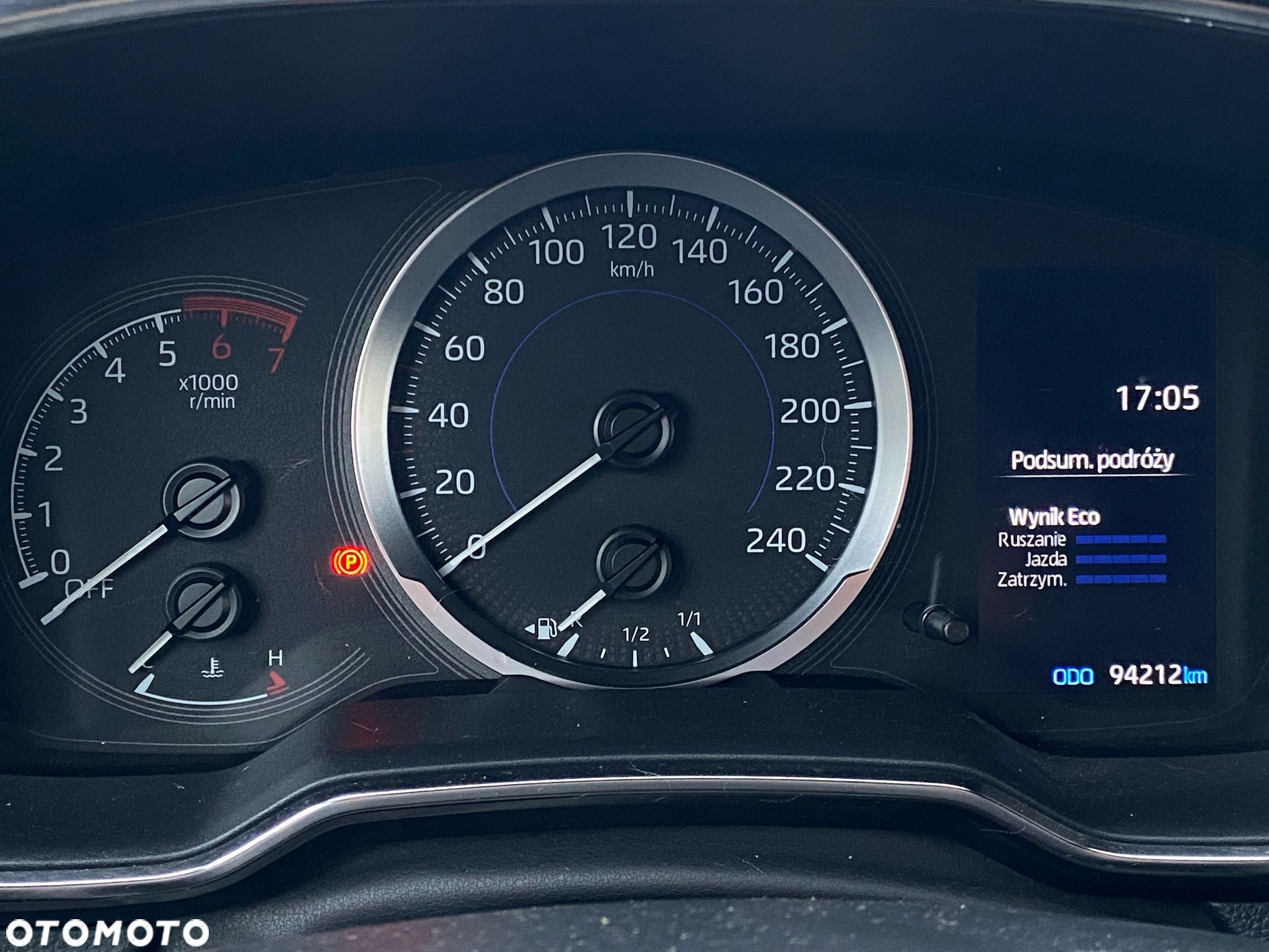 Toyota Corolla 1.8 Hybrid Comfort - 20