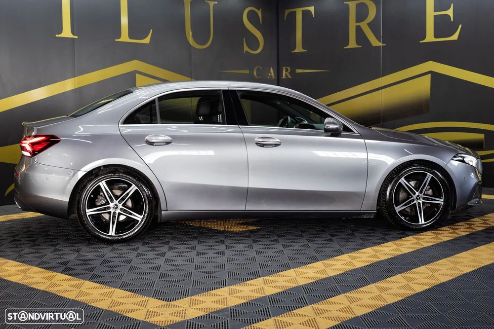 Mercedes-Benz A 180 Limousine d Progressive Aut. - 4