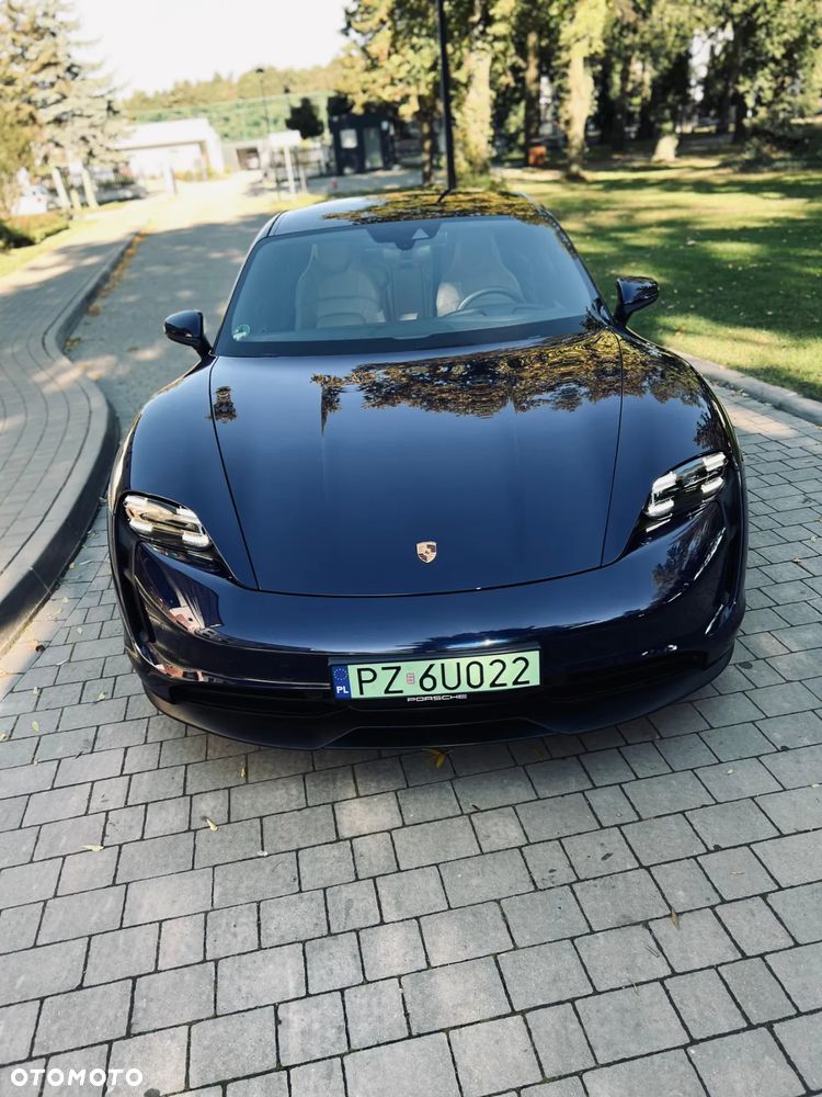 Porsche Taycan 89kWh - 6