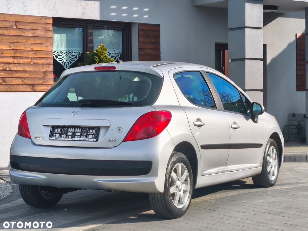 Peugeot 207 75 Urban Move - 22