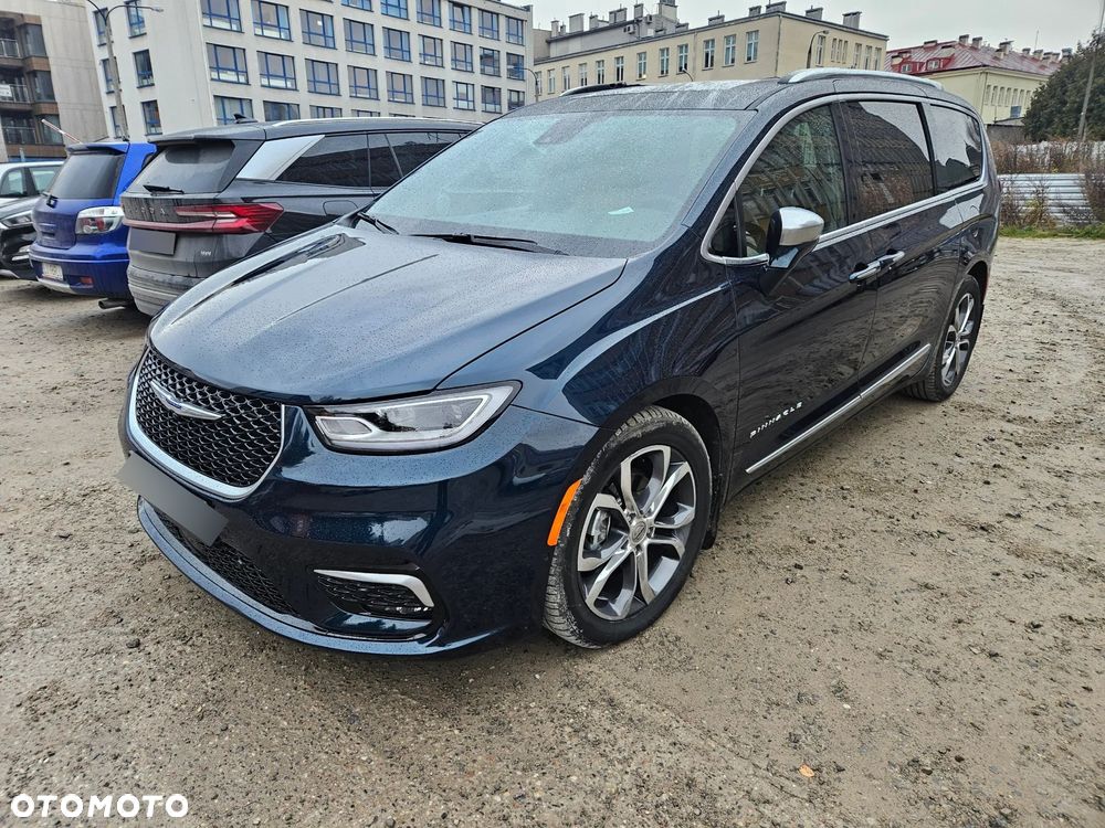 Chrysler Pacifica - 9