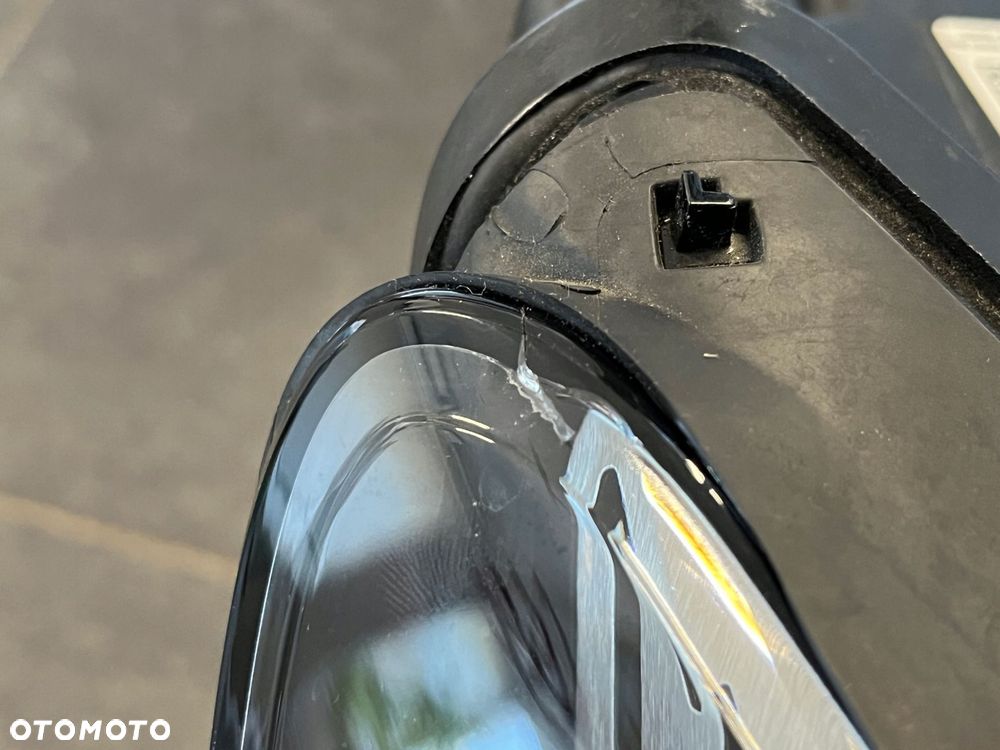 lampa prawa przednia audi q4 e-tron 89a - 7