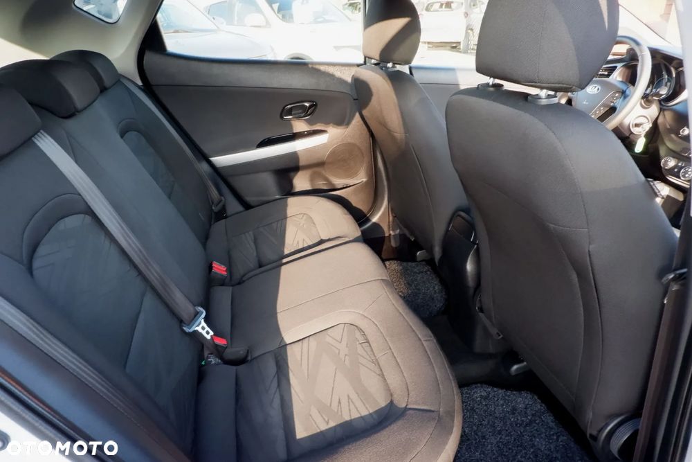 Kia Ceed 1.4 CRDi 90 Vision - 12
